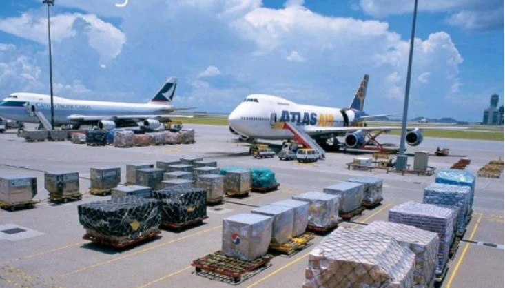 The Strategic Importance of ULDs in Global Logistics Networks The Strategic Importance of ULDs in Global Logistics Networks